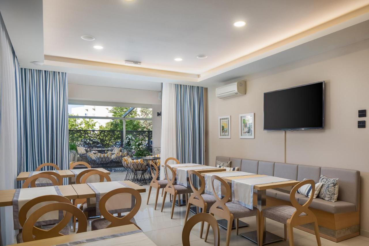 Aparthotel Flora Tucepi Bagian luar foto